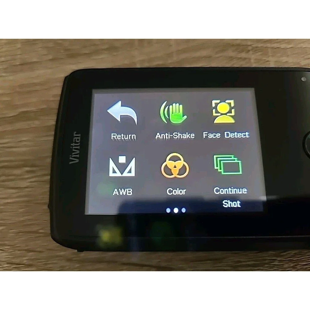 Vivitar* ViviCam *X137* (12.1 MP)(Zoom 4x) Digital Camera * Black*touch Screen*